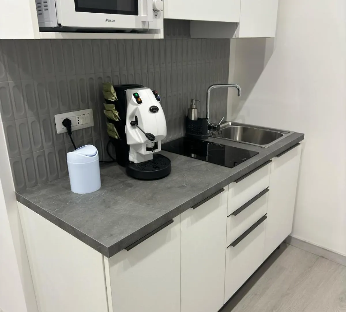 Clio Guest House Ercolano Italy
